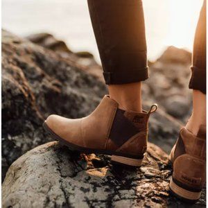 Sorel Emelie Chelsea Boots